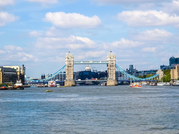 HDR Tower Bridge Londres