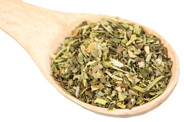 Des herbes de Provence dans une cuillère