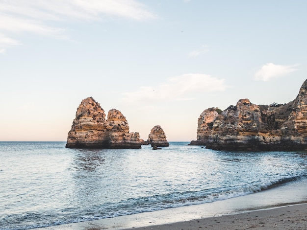 Hermosas playas de Lagos en el Algarve, Portugal