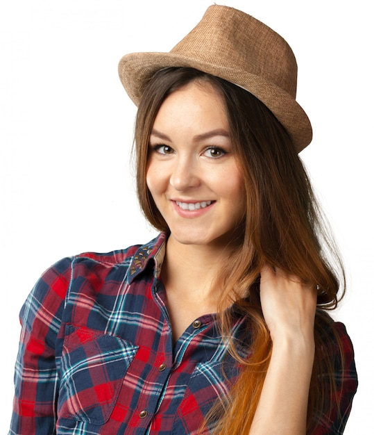 Heureuse femme posant isolé sur blanc