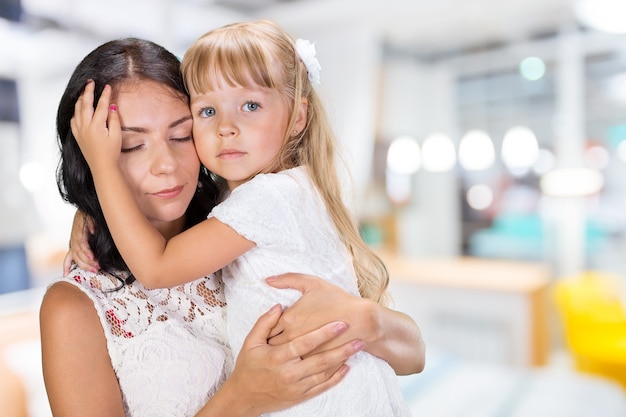 Heureuse mère et fille