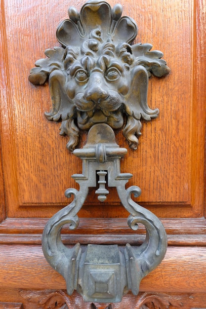 Heurtoir de porte en fer forgé Vintage européen ancien détail de conception Paris