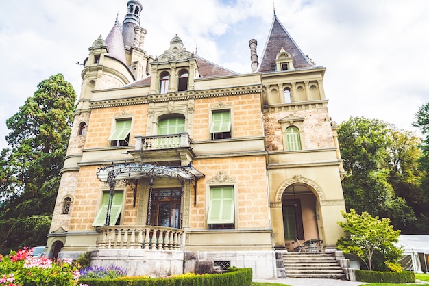 Photo histoire du musée national du château de hunegg en suisse