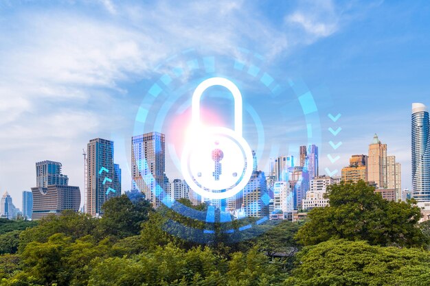 Hologramme d'icône de cadenas sur la vue panoramique sur la ville de Bangkok pour protéger les entreprises en Asie Le concept de protection de la sécurité de l'information Double exposition