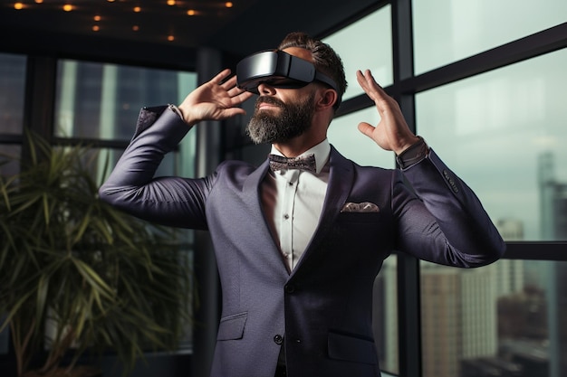 Un homme d'affaires barbu utilisant des lunettes de réalité virtuelle dans son bureau à domicile
