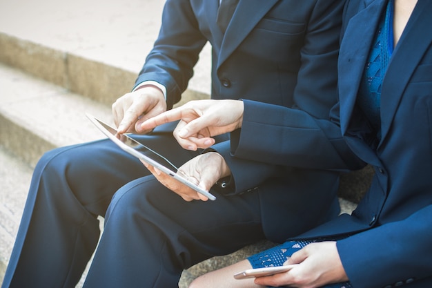 Homme d&#39;affaires et femme d&#39;affaires