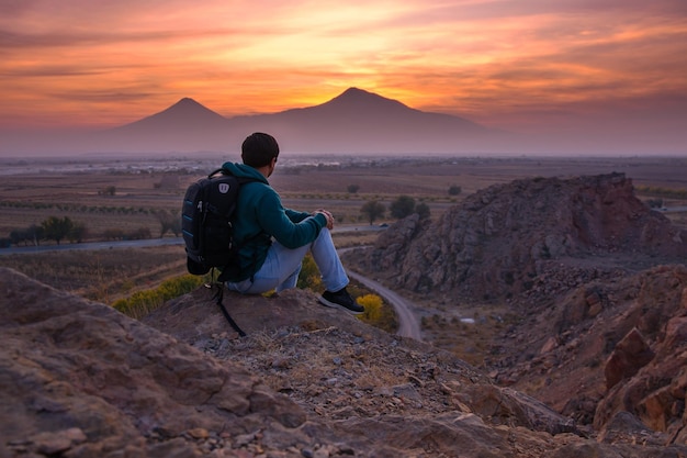 Homme avec ararat