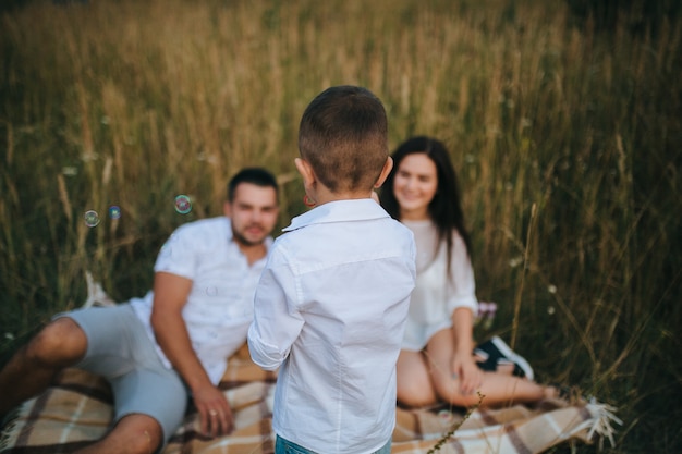 l&#39;homme câlin été femme père