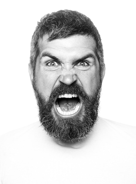 Homme en colère agacé Crier l'expression du visage stressant Homme agressif Pensif beau hipster barbu façonné Portrait de Guy look brutal Frustration et danger