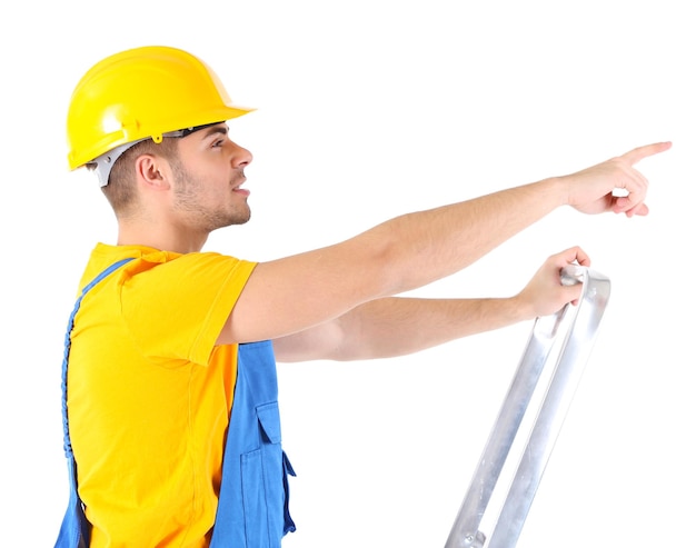 Homme constructeur en casque jaune isolé sur blanc