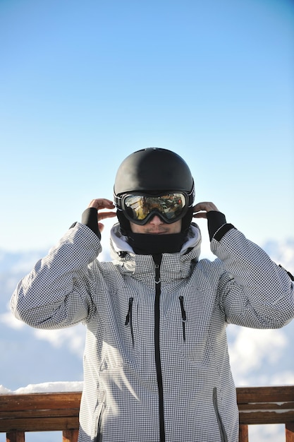 Photo homme hiver neige ski