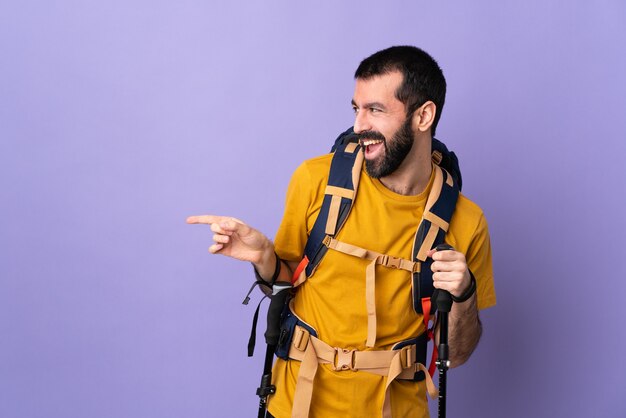 Homme Jeune Randonneur Isolé