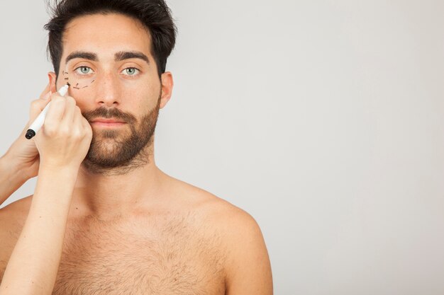 Photo l'homme se prépare pour le levage