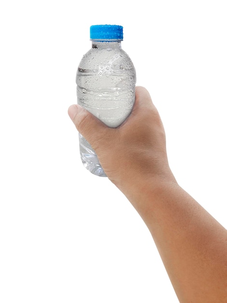 Homme tenant avec une bouteille d'eau isolé sur fond blanc