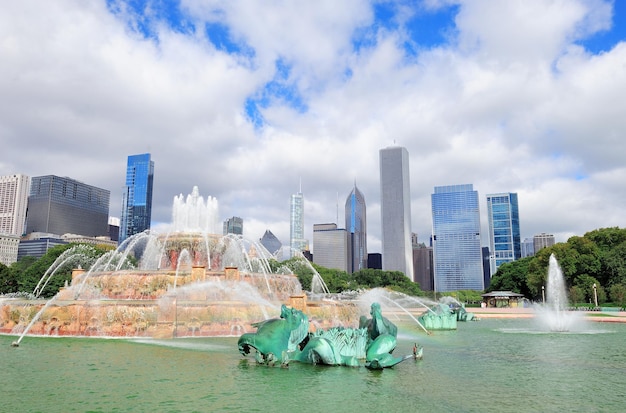 Horizon de Chicago avec la fontaine de Buckingham