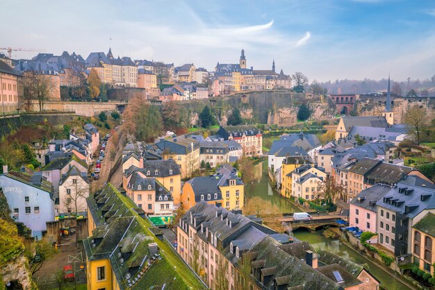 L'horizon de la vieille ville du Luxembourg vu d'en haut