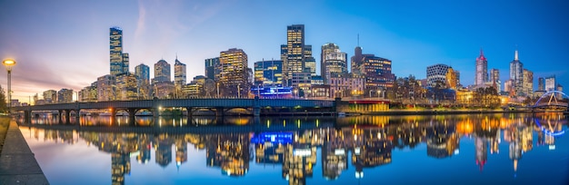 Horizon De Ville De Melbourne Au Crépuscule En Australie