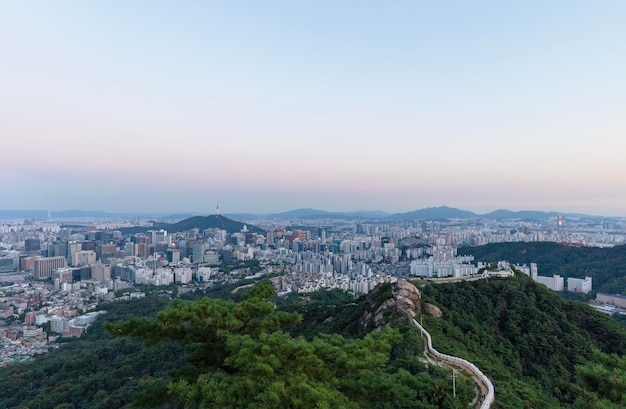 Photo l'horizon de la ville de séoul en corée du sud