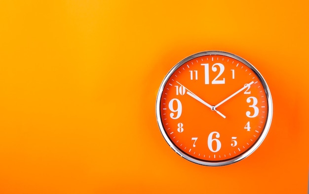 Horloge orange