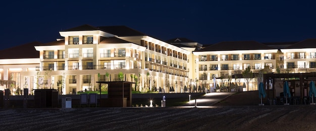 Hôtel Aktau Kazakhstan Rixos 17 août 2020 hôtel de villégiature d'été la nuit