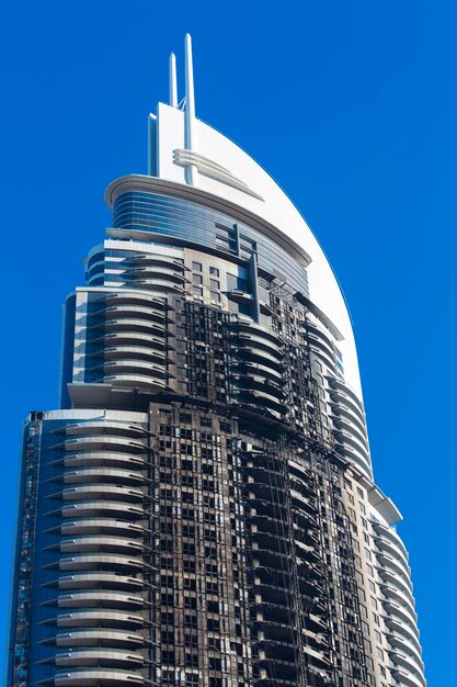 Un hôtel à Dubaï dévasté par un énorme incendie