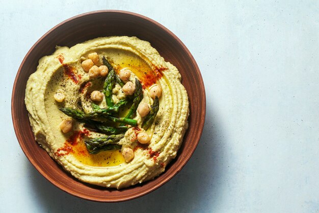 Houmous Aux Asperges Vertes. Recette Alternative Printanière