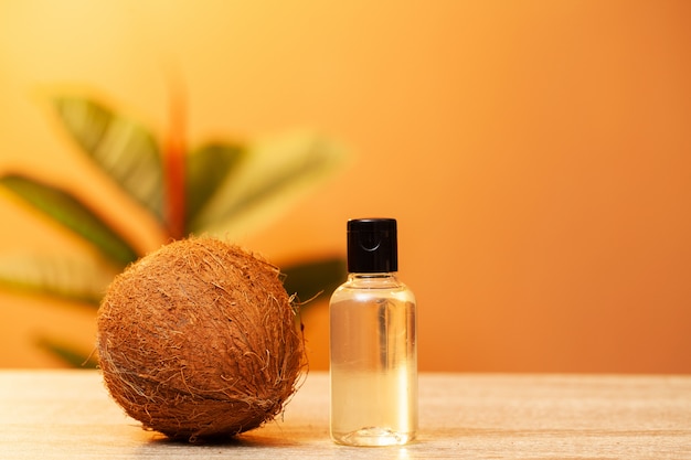 Huile de noix de coco biologique naturelle pour les soins de la peau