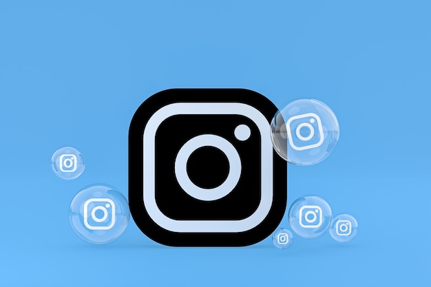 L'icône Instagram sur le smartphone à l'écran ou les réactions mobiles et instagram aiment le rendu 3d sur fond bleu