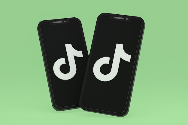 Icône Tiktok sur le rendu 3d du smartphone ou du téléphone portable à l'écran