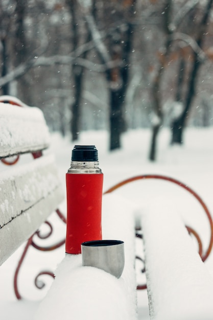 Idées de date d&#39;hiver pour les couples. Vacances d&#39;hiver, concept de boissons chaudes