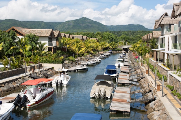 Ile Maurice Yacht Club, île tropicale