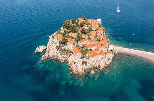 L'île de Sveti Stefan au Monténégro