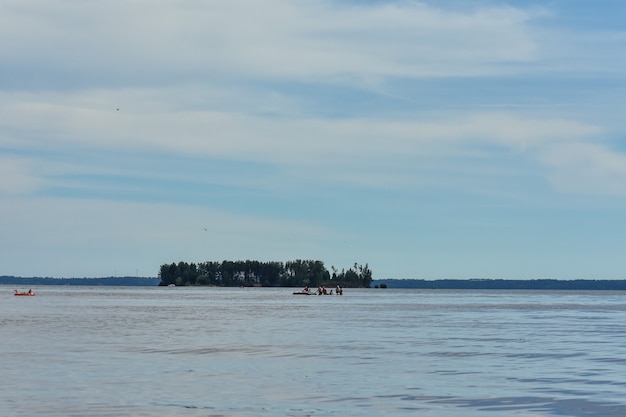 île sur la Volga