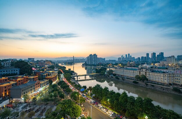 Photo l'île de zhongzhou et l'horizon urbain de fuzhou en chine