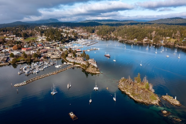 Image aérienne du Gange, Salt Spring Island, BC Canada