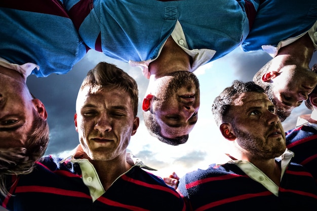 Photo image composite des joueurs de rugby