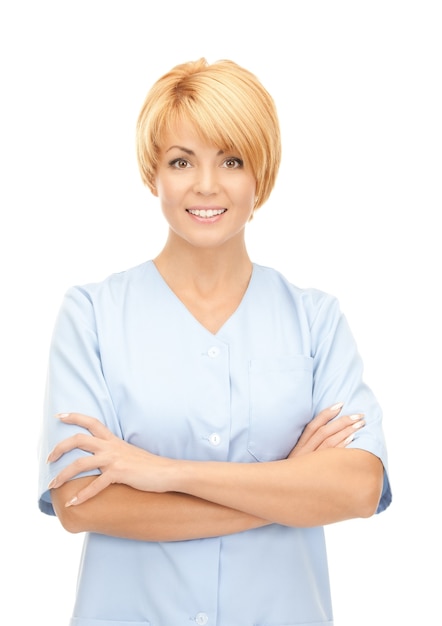 image lumineuse d'une femme médecin séduisante sur blanc