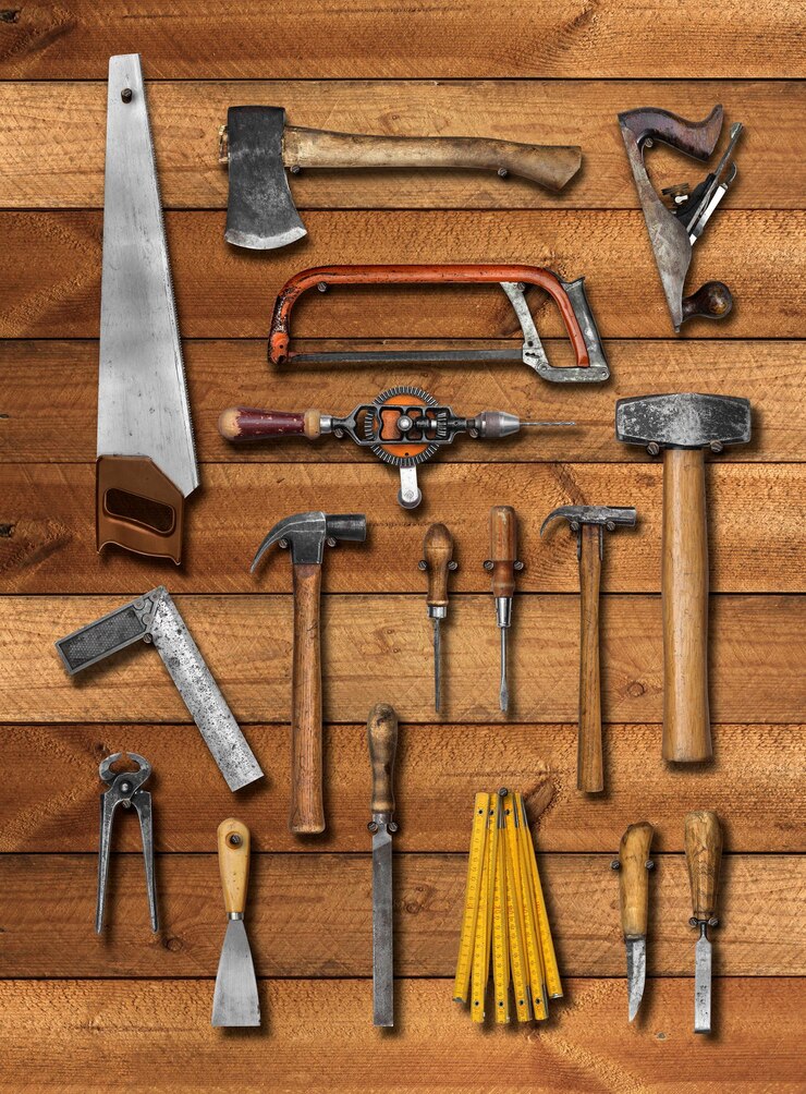 Photo image recadrée d'un homme travaillant dans un atelier