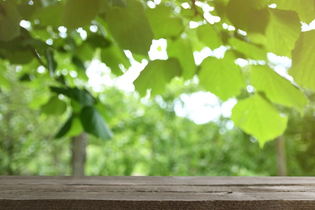 Image de table en bois gris