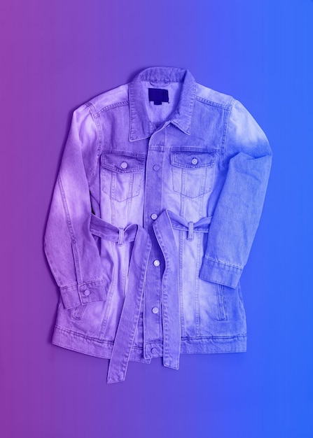 Image teintée d'une veste en jean pour femmes Vêtements en denim pour femmes à la mode