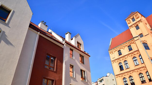 Immeuble moderne dans un quartier résidentiel d'une ville