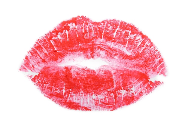 Impression rouge à lèvres sur fond blanc gros plan