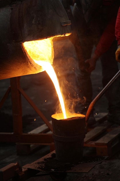 Industrie de l'acier fondu liquide