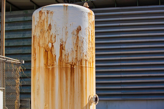 L'industrie de la corrosion chimique avec réservoir de stockage de carburant