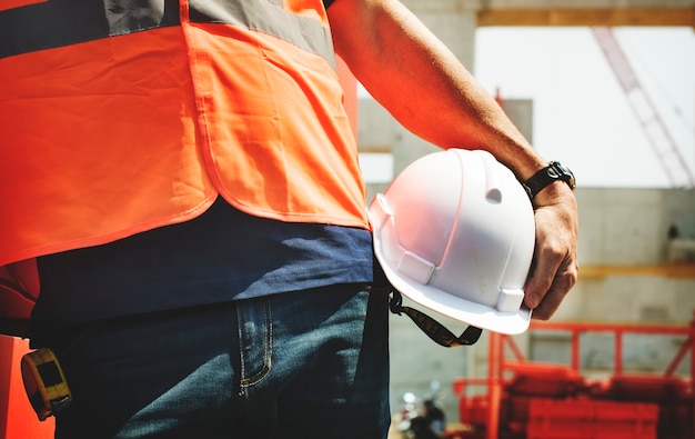 Photo ingénieur du site sur un chantier de construction