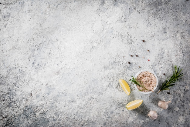 Ingrédient de cuisine, herbes et épices