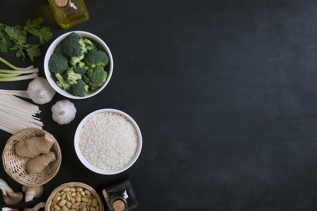 Ingrédients de la nourriture chinoise, légumes et noix