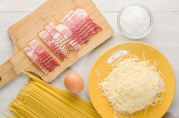 Ingrédients de la pâte de carbonara