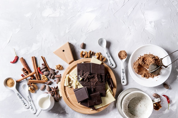 Ingrédients pour le chocolat chaud