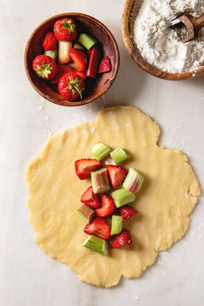 Ingrédients pour la cuisson de la tarte aux baies